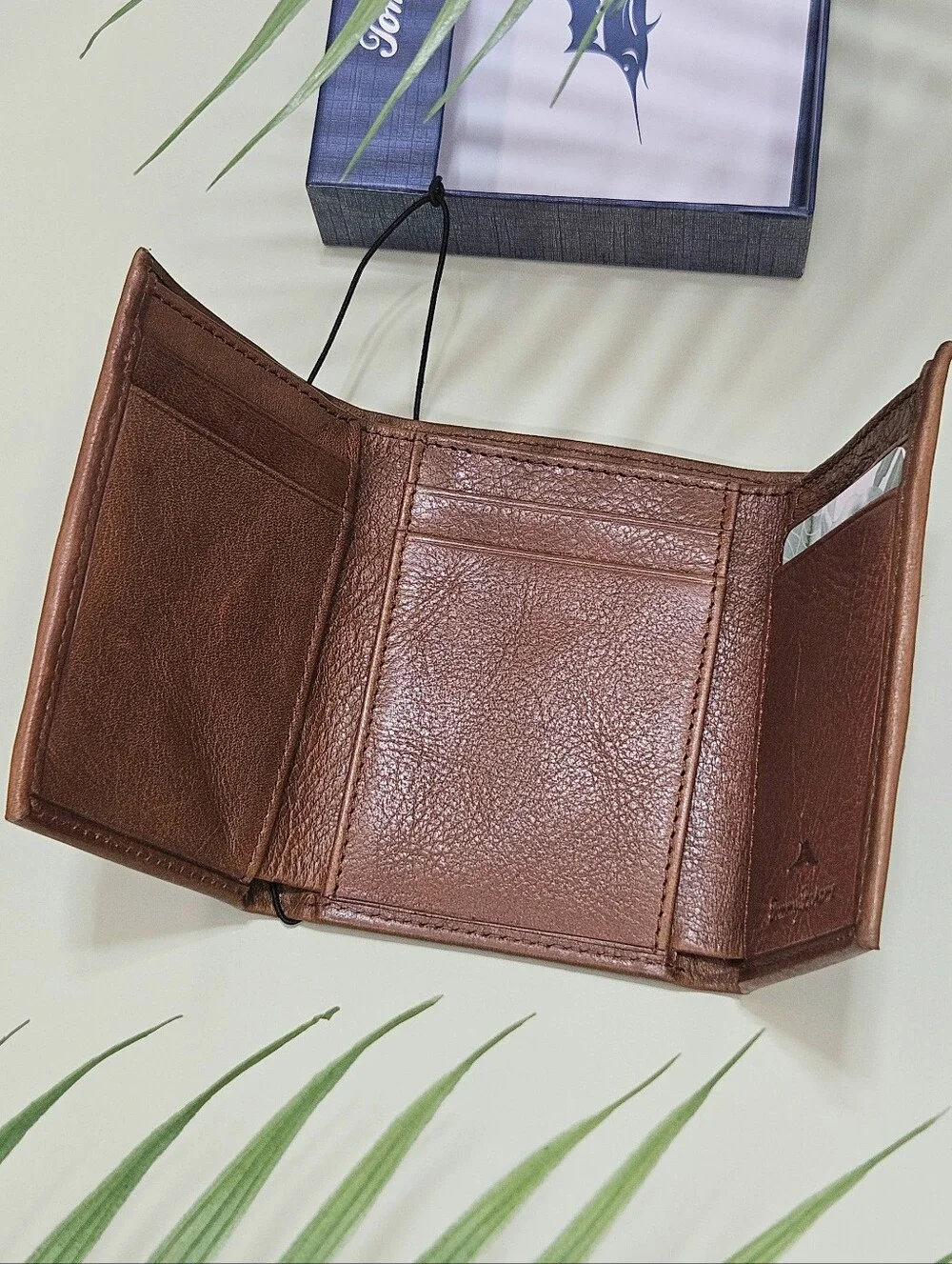 Tommy Bahama Brown Trifold Woven Inlay Wallet Boho Vacation Beach Summer Spring